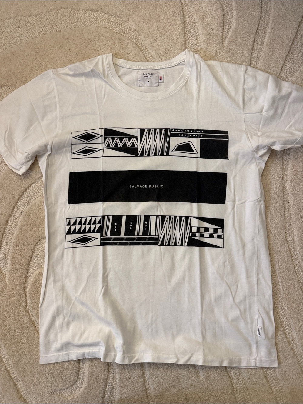 Salvage Public Hawai’i White T-shirt Men Large RARE